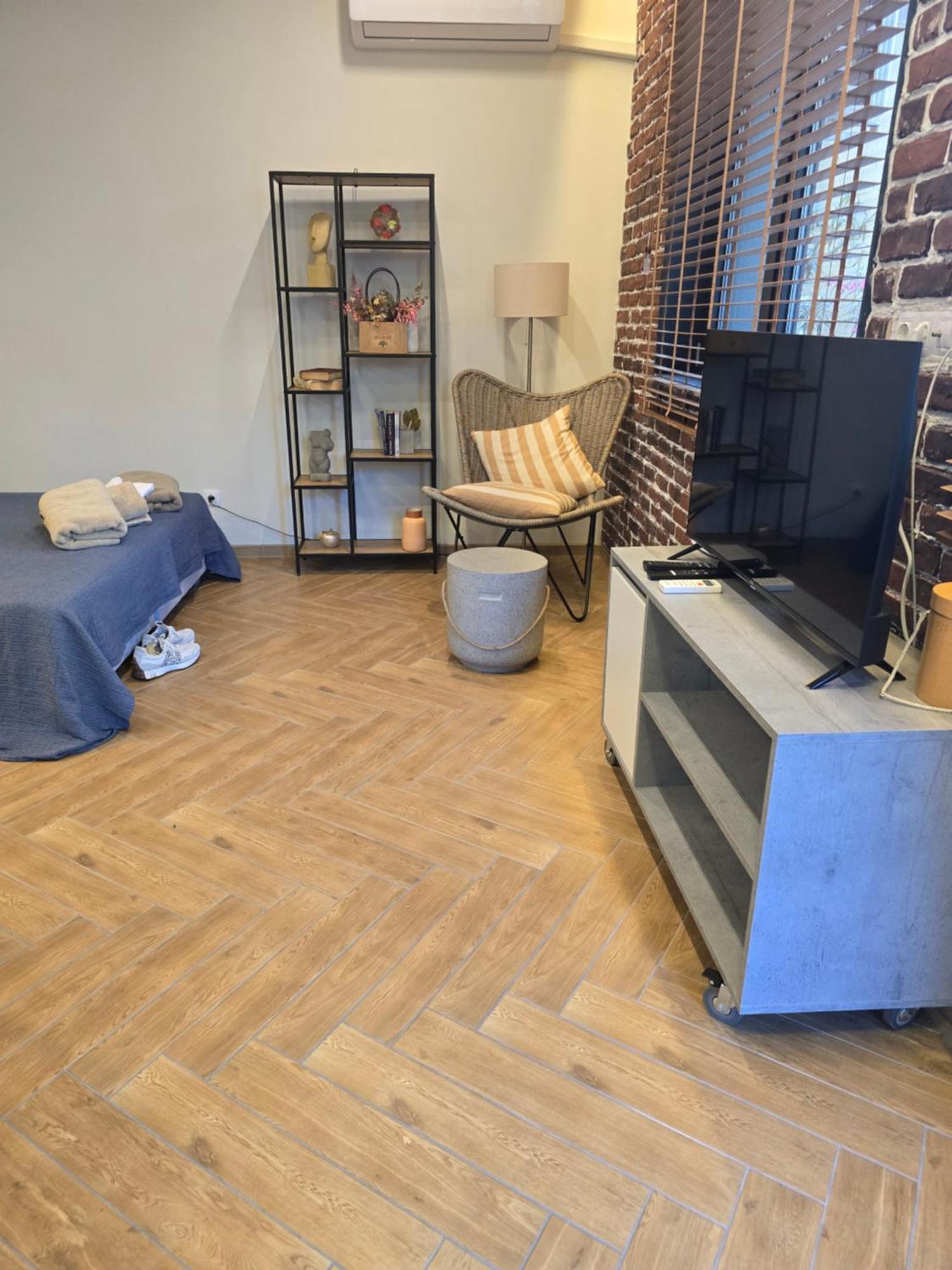The Atelier Apartment Burgas Bagian luar foto